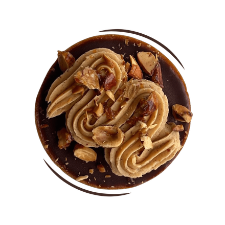 A pecan and caramel brioche seen from above